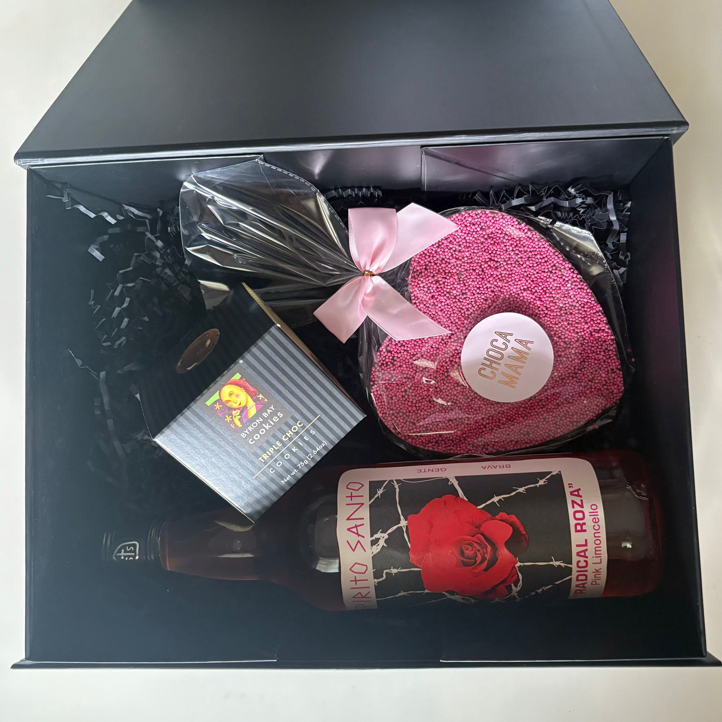 Spirito Santo Pink Limencello Hamper