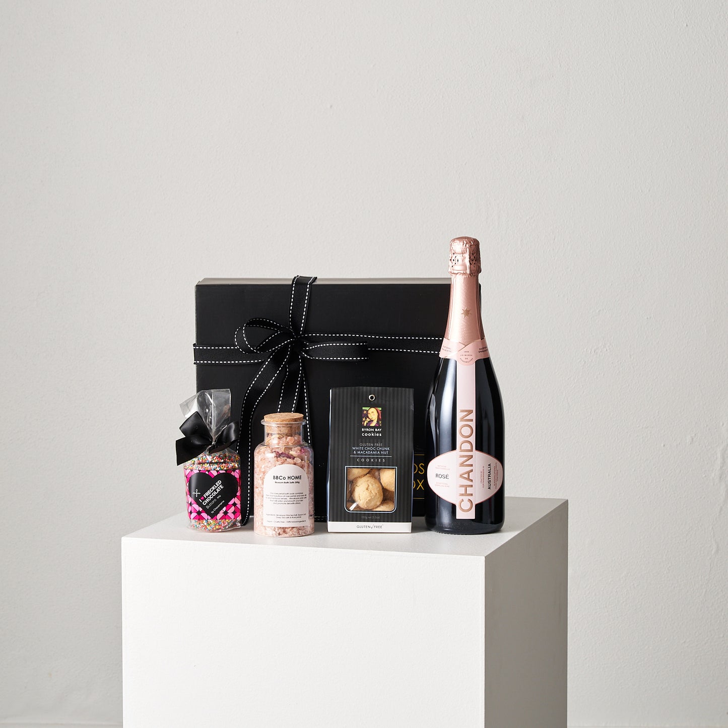 Wine hamper