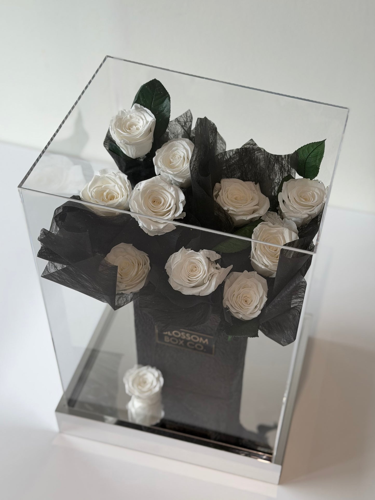*Special* Dozen Rose Bouquet Case (Preserved Roses)