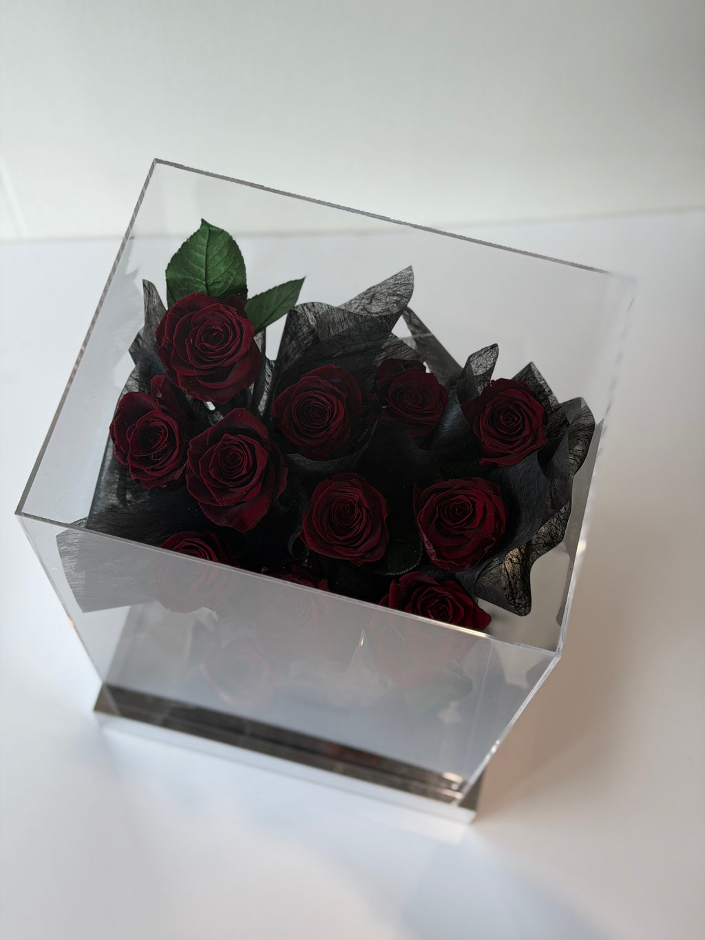 Dozen Rose Bouquet Case (Preserved Roses)