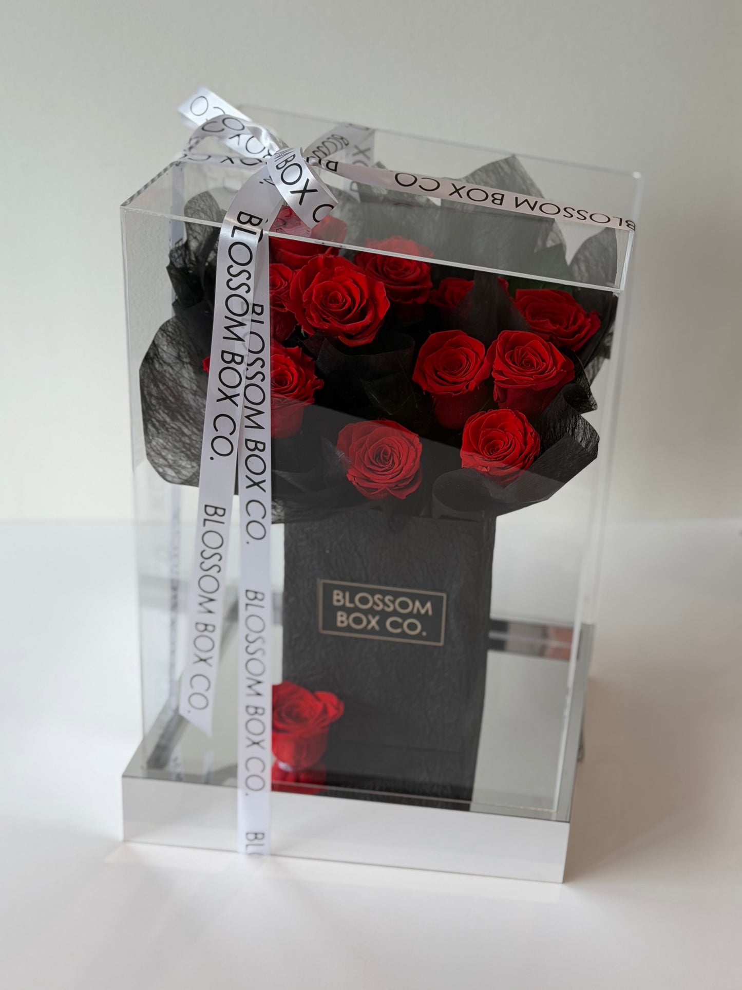 *Special* Dozen Rose Bouquet Case (Preserved Roses)