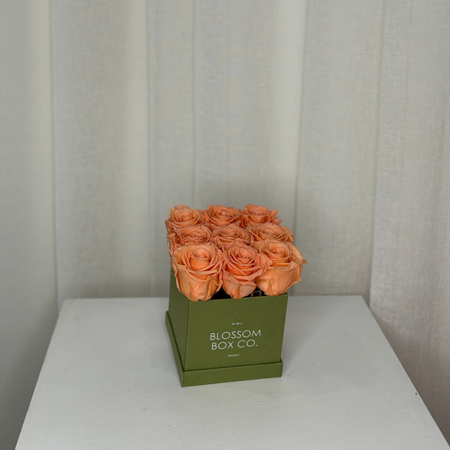 Limited edition sage box - preserved roses