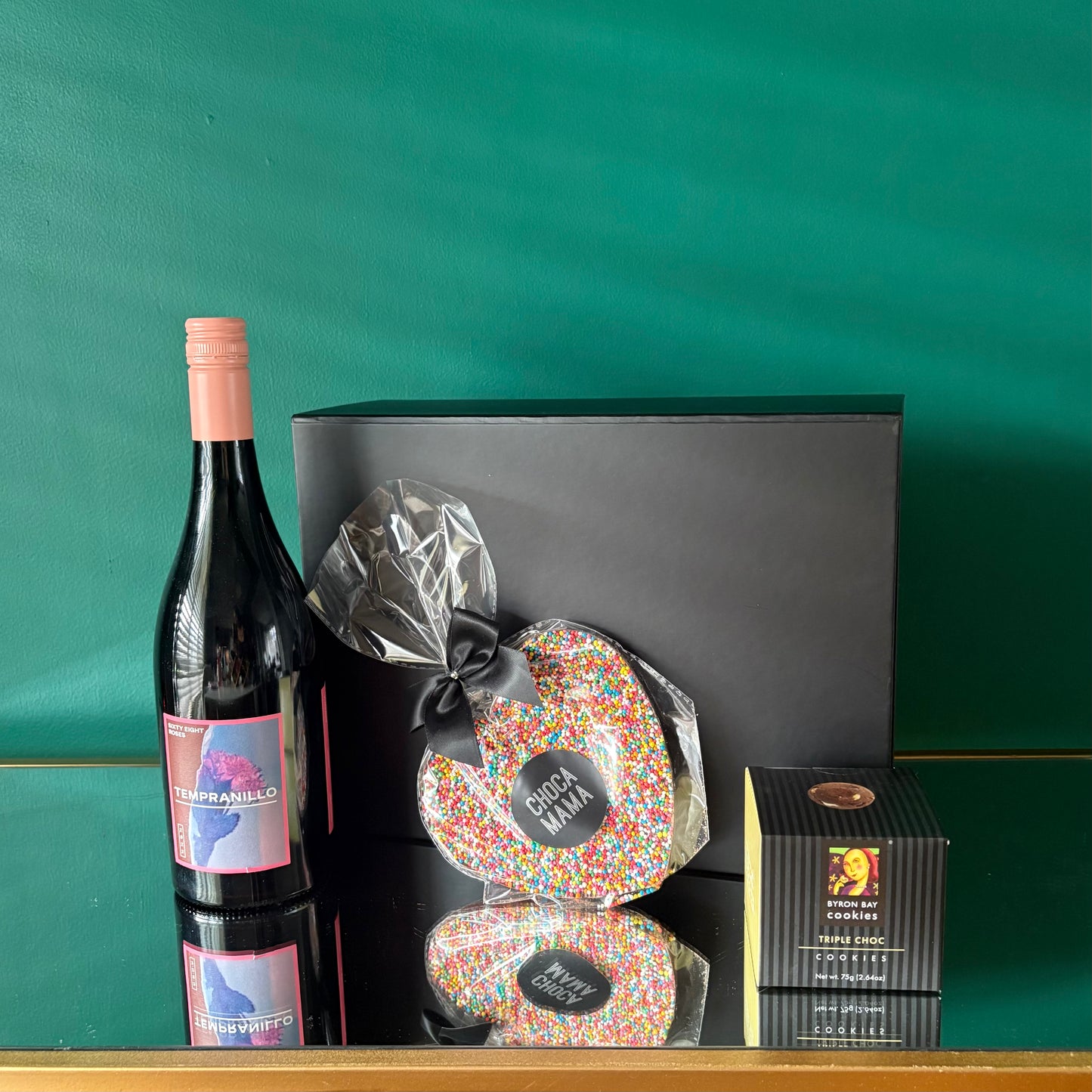 Sixty Eight Roses Wine Hamper