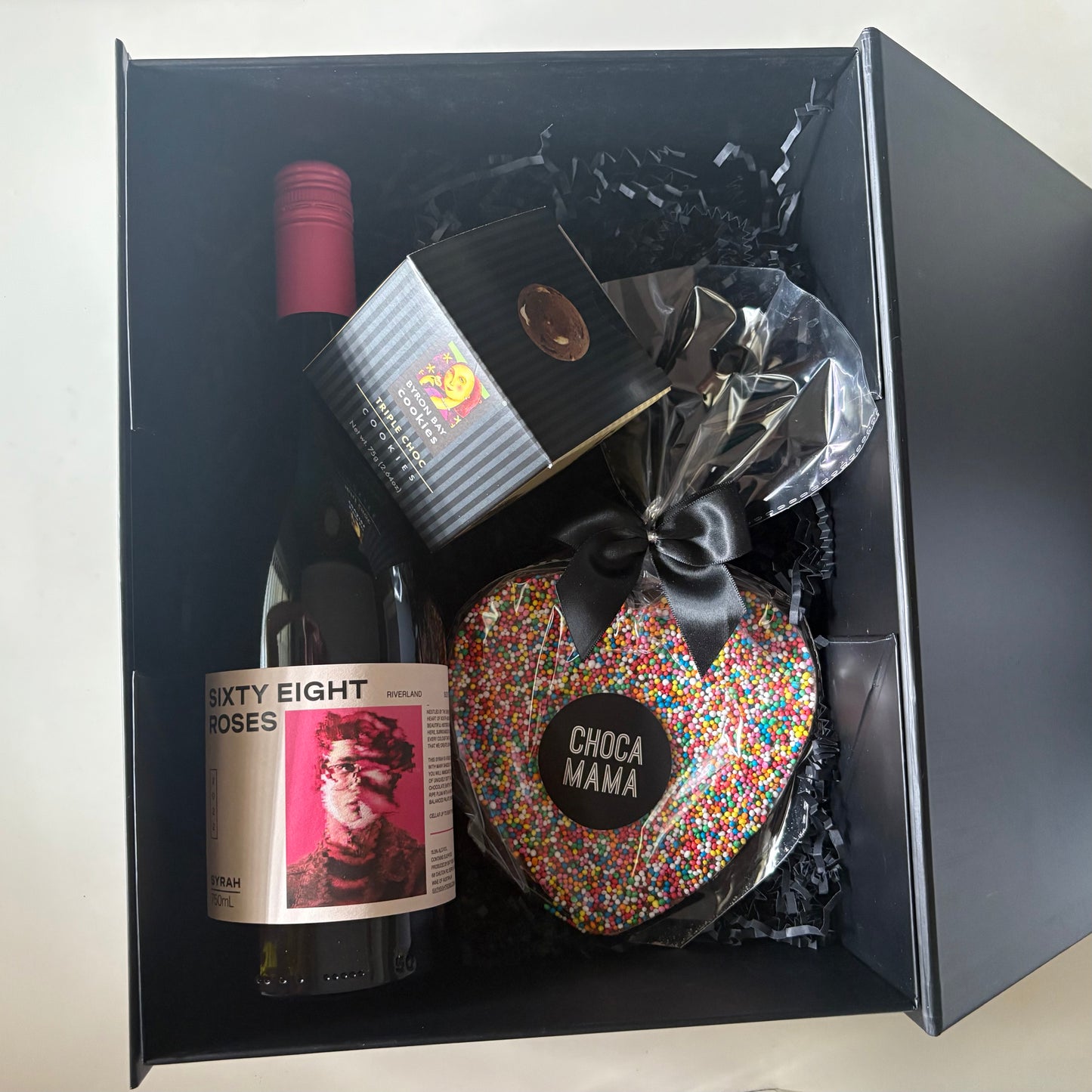 Sixty Eight Roses Wine Hamper