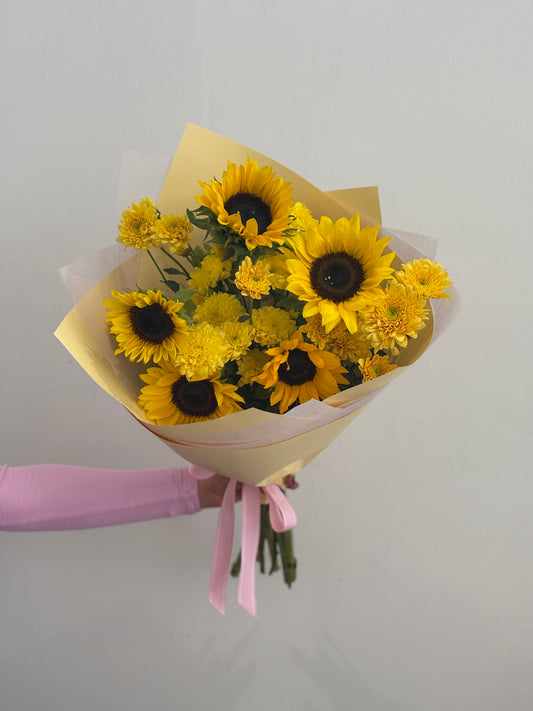The Mum Glow bouquet