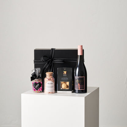 Wine hamper