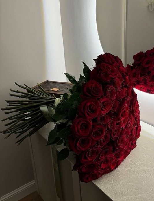 Grande Ecuadorian Rose Bouquet