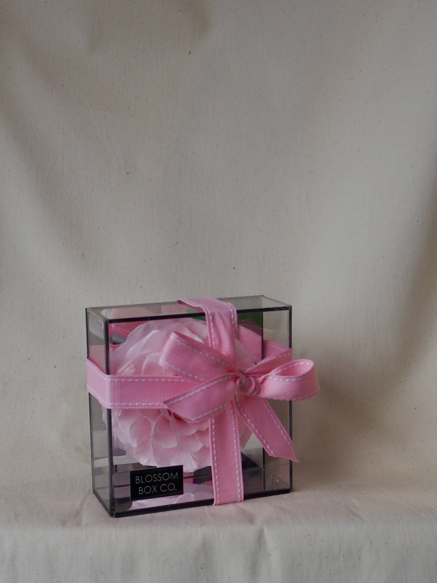 Single Preserved Rose Acrylic Box