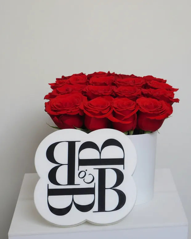Signature Emblem Box, red roses in a white box with the BB and Co emblem